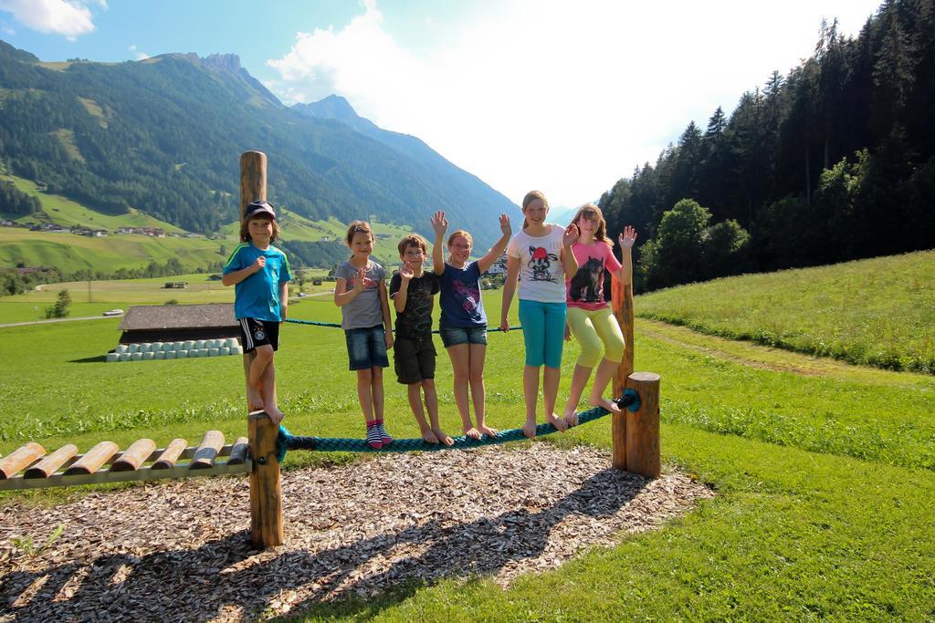 Ladestatthof Hotel Neustift im Stubaital Buitenkant foto